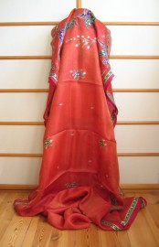 Sari 323
