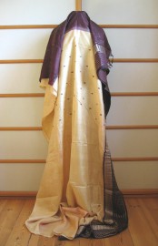 Sari 1529