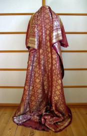 Sari 2837
