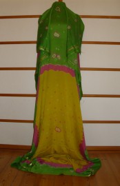 sari-4440