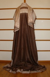 sari-4928