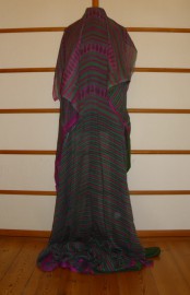 sari-4728